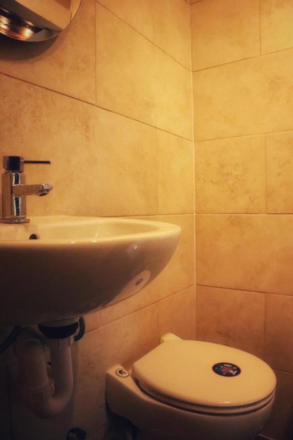 Lee Valley Lodge Cheshunt Εξωτερικό φωτογραφία