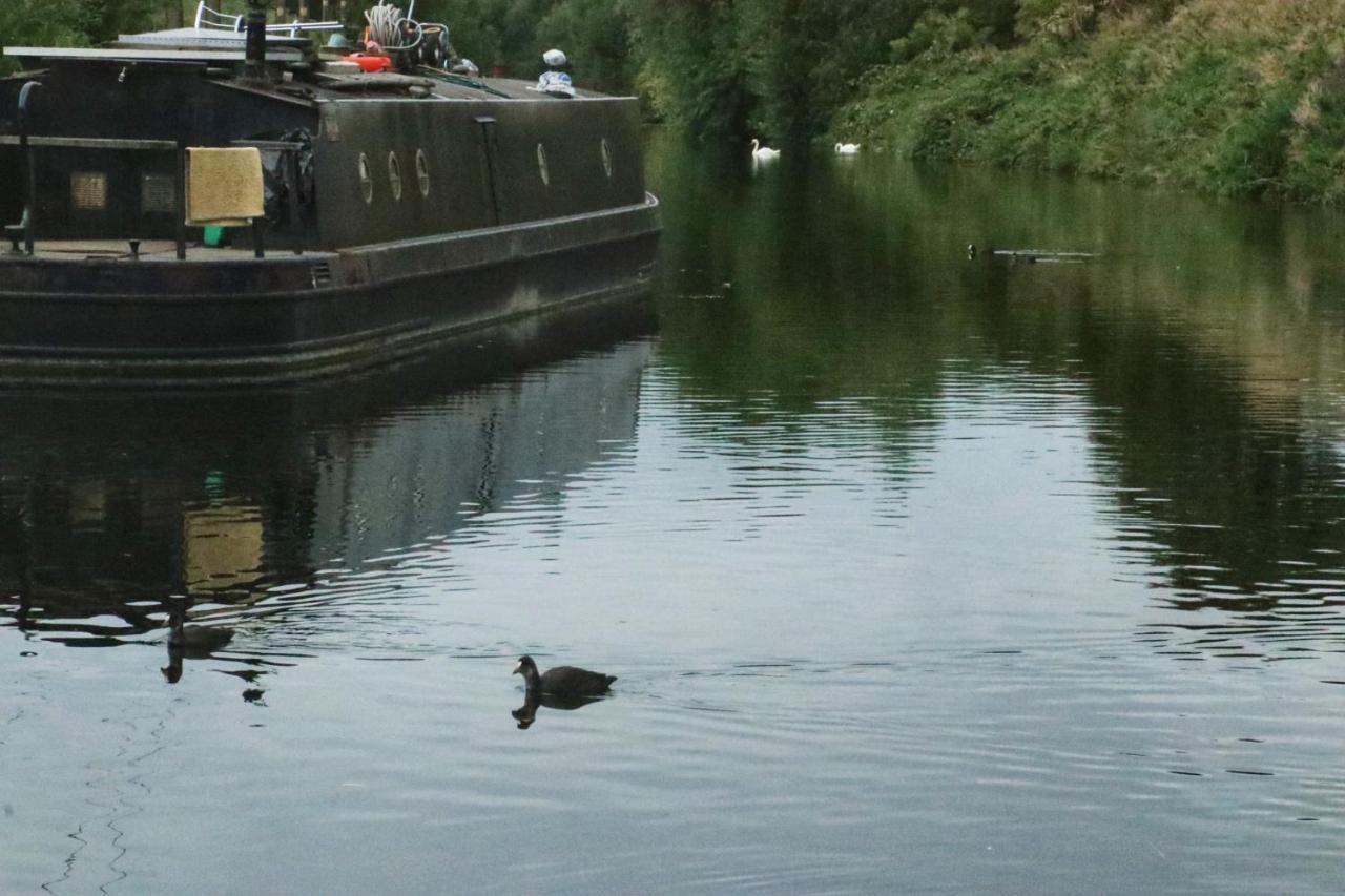 Lee Valley Lodge Cheshunt Εξωτερικό φωτογραφία