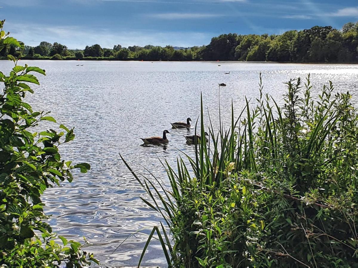 Lee Valley Lodge Cheshunt Εξωτερικό φωτογραφία