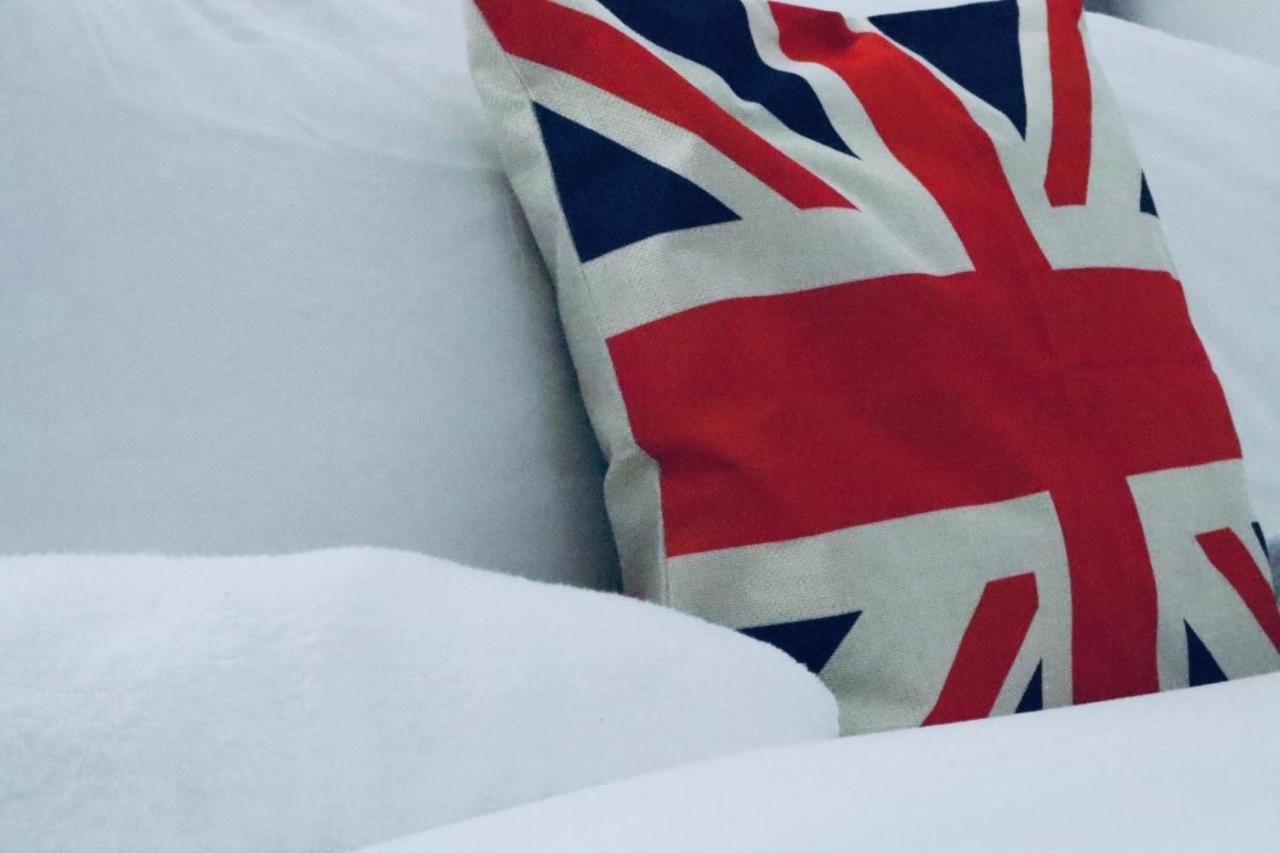 Lee Valley Lodge Cheshunt Εξωτερικό φωτογραφία